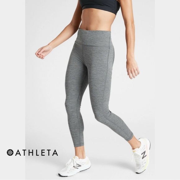Athleta Pants - Athleta Ultimate Stash Pocket 7/8 Tights